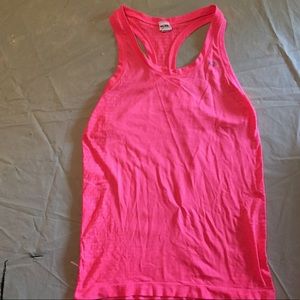 Razorback Tank-Top